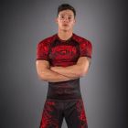ראשגארד קצר Venum Wolf Atak Short Sleeve Rashguard - Black/Red